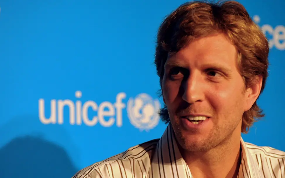 Porträt des UNICEF-Botschafters Dirk Nowitzki 2013 | © UNICEF/Langenstrassen Porträt des UNICEF-Botschafters Dirk Nowitzki 2013.