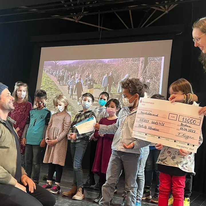 Spendenübergabe_Grundschule