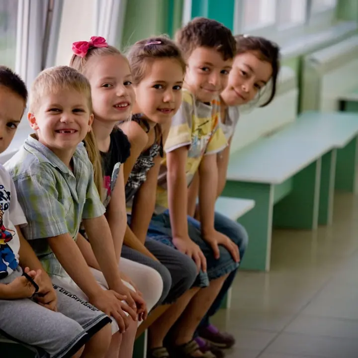 Kinder in einer Grundschule in Serbien. © UNICEF/NYHQ2011-1156/Holt