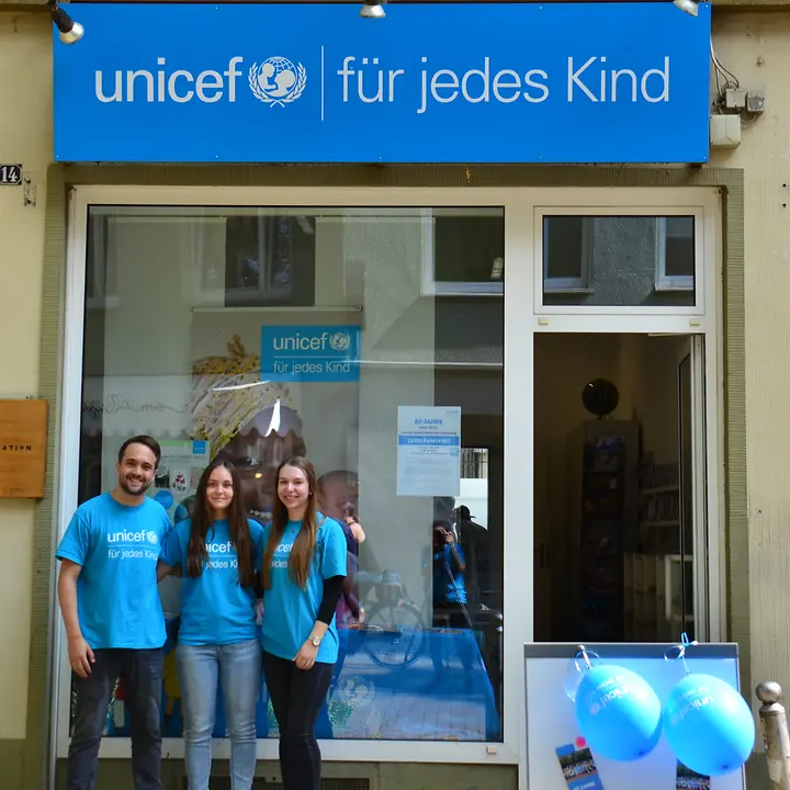 hier vertreten von der HSG-Leitung: Max, Christina, Lysanne Hochschulgruppe