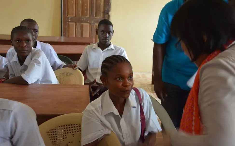 Ärztin in spe | ©UNI Computerunterricht Liberia