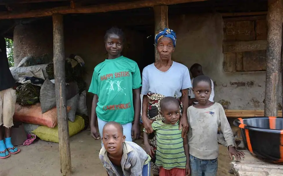 Meine starke Großmutter versorgt vier Enkel | ©UNICEF Liberia: Bei der Großmutter aufwachsen