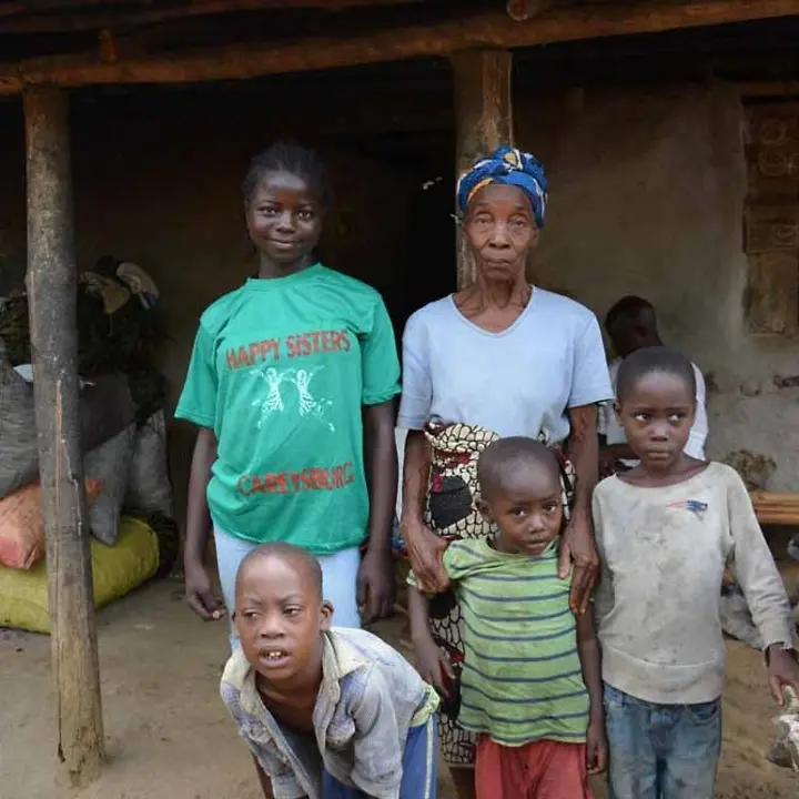 Meine starke Großmutter versorgt vier Enkel | ©UNICEF Liberia: Bei der Großmutter aufwachsen