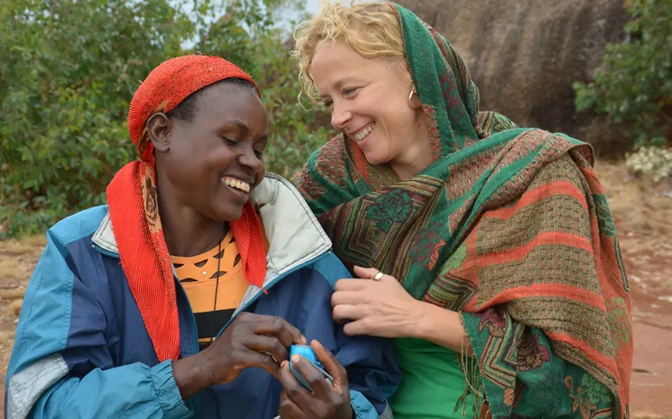 Mit UNICEF gegen Mangelernährung: Katja Riemann in Burundi. | UNICEF/Schneider