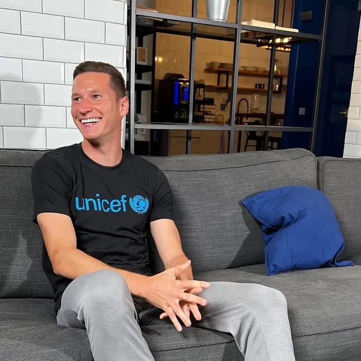 UNICEF-Botschafter Julian Draxler. | © Patrick Draxler UNICEF-Botschafter Julian Draxler