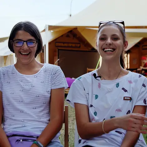 Ukraine-Krieg: Olya und Maryna haben sich im Spilno-Zentrum kennen gelernt | © UNICEF Ukraine-Krieg: Olya und Maryna haben sich im Spilno-Zentrum kennen gelernt