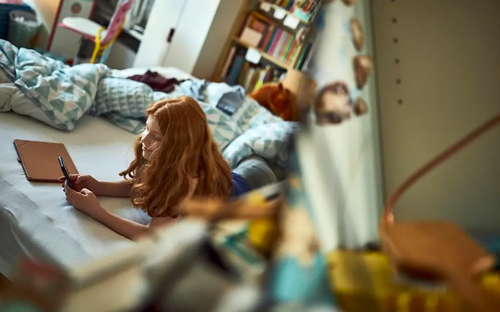 Austausch mit Gleichaltrigen nur digital | © UNICEF/Bänsch 3 Jahre Corona: Isolation im Lockdown