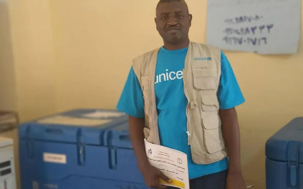 Kontrolle von Impfstoffen | © UNICEF/Obaid Kontrolle von Impfstoffen