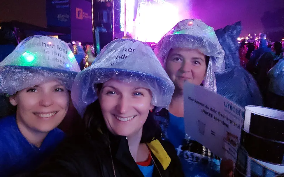 Impression von der Pfandaktion der UNICEF AG Dresden bei den Filmnächten 2023 Impression von der Pfandaktion der UNICEF AG Dresden bei den Filmnächten 2023