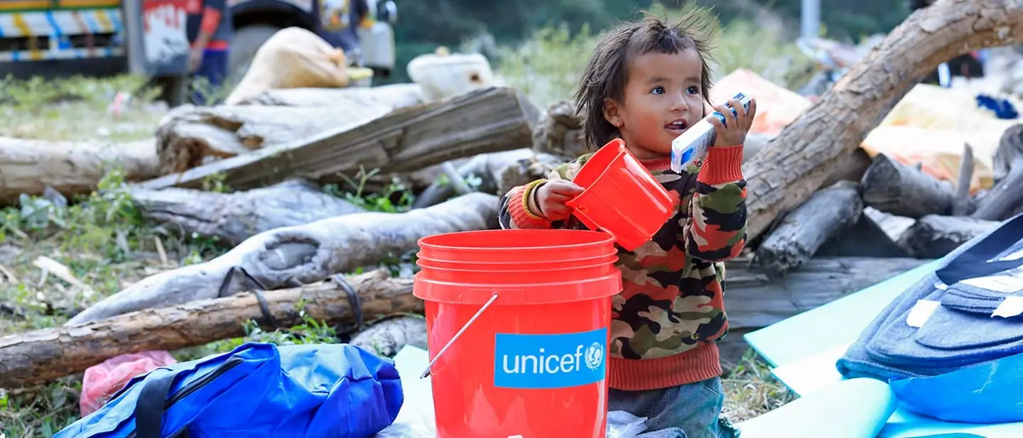 Kinder brauchen nach Erdbeben humanitäre Hilfsgüter und Schutz | © UNICEF/Ngakhusi Spenden Erdbeben: Millionen Kinder leben in Erdbeben-Risikogebieten wie hier in Nepal