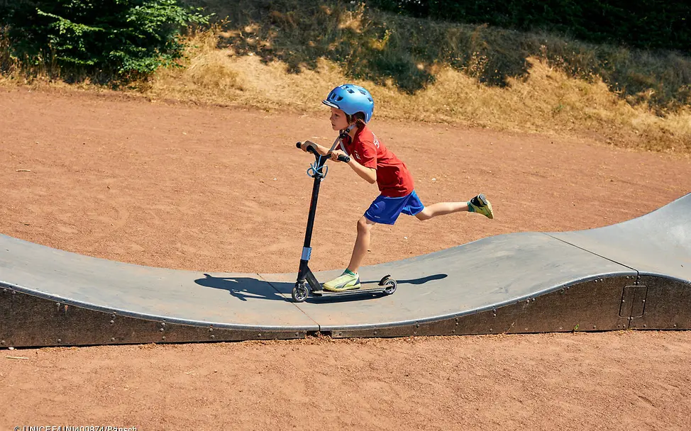 Symbolbild Skatenalagen © UNICEF/UNI400874/Bänsch Symbolbild Skatenalagen