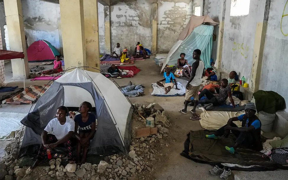 Die eskalierende Gewalt in Haiti hat das Leben in vielen Gemeinden so unsicher wie nie zuvor gemacht. | © UNICEF/Joseph Kriminalität in Haiti: Zehntausende Familien auf der Flucht vor Bandengewalt
