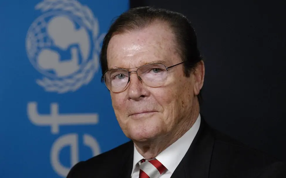 Sir Roger Moore. © UNICEF/Markisz Sir Roger Moore. © UNICEF/Markisz