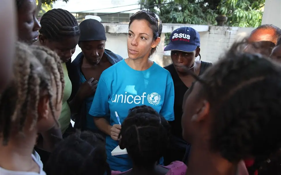 UNICEF-Mitarbeiterin Tamar Hahn berichtet aus Port-au-Prince. ©UNICEF/LeMoyne UNICEF-Mitarbeiterin Tamar Hahn berichtet aus Port-au-Prince. ©UNICEF/LeMoyne