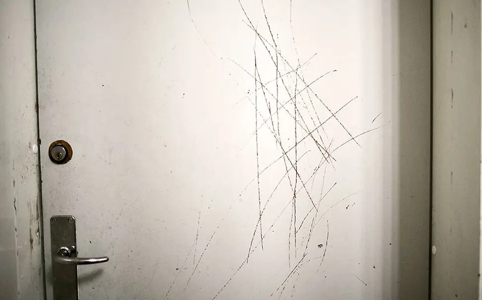 Wenn die Familie geschlossen wird. © Joachim Adrian/Danish School of Photojournalism