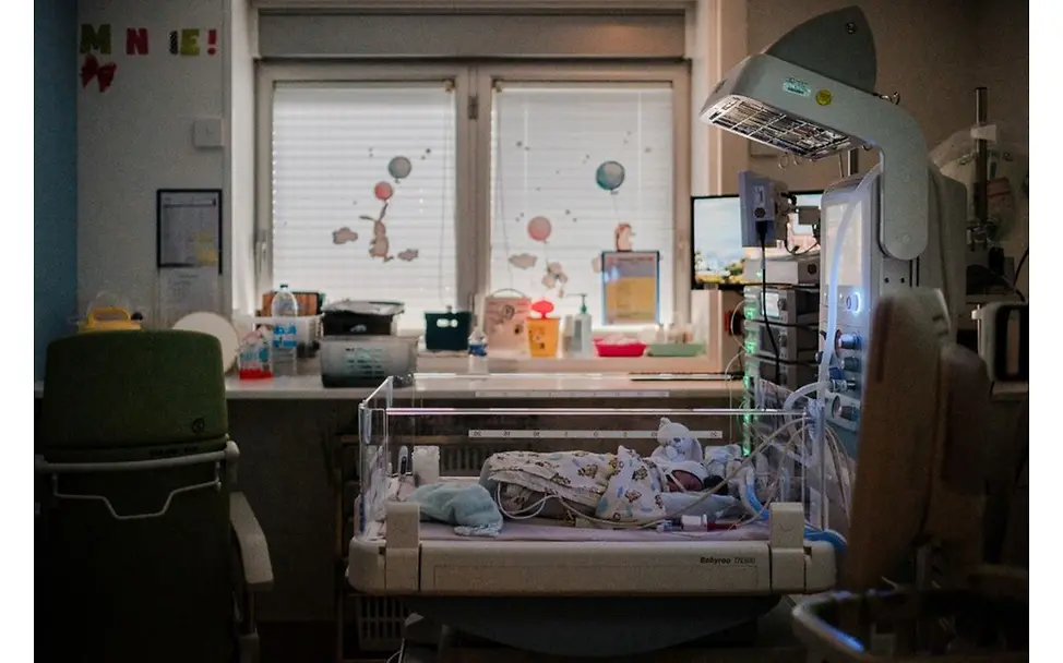 Frankreich: Der schwere Weg ins Leben 