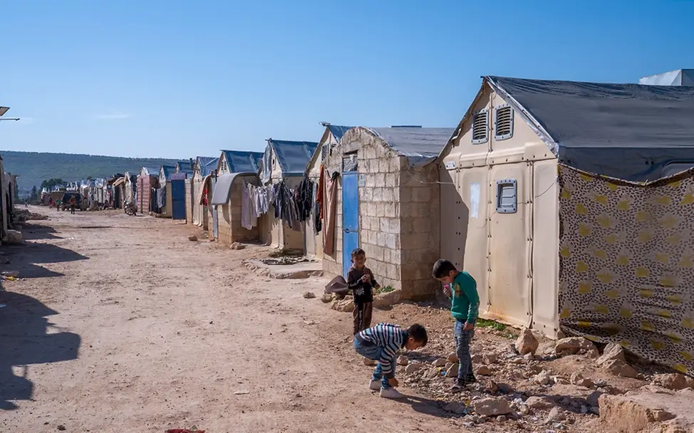 Syrien Krieg: Kinder spielen in einer informellen Siedlung