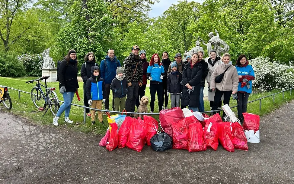 Frühjahrsputz für die Umwelt mit der UNICEF-AG Dresden am 11. Mai 2025 Frühjahrsputz für die Umwelt mit der UNICEF-AG Dresden am 11. Mai 2025
