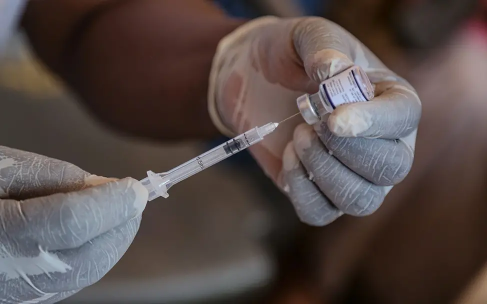 Impfung eines Malaria-Impfstoffs in Mali