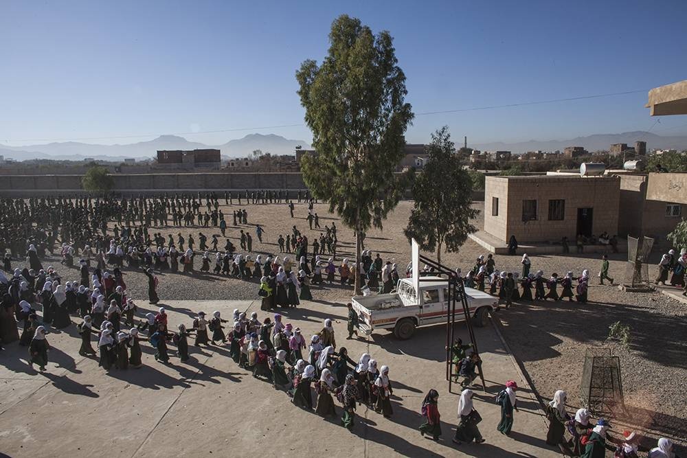Yemen: I read, I write. © Laura Boushnak/Rawiya Collective