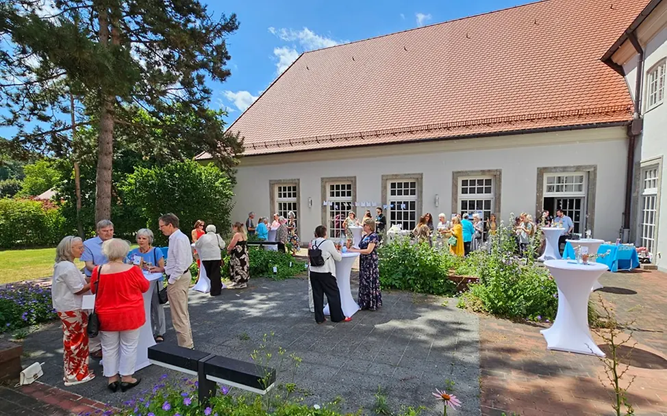 Sektempfang (alkoholfrei) © UNICEF-AG Landshut/Karin Erbe