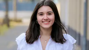 Sophia (17) setzt sich für Mädchen und ihre Rechte in Deutschland ein. | © UNICEF/Sachse-Grimm Sophia (17) setzt sich für Mädchen und ihre Rechte in Deutschland ein.