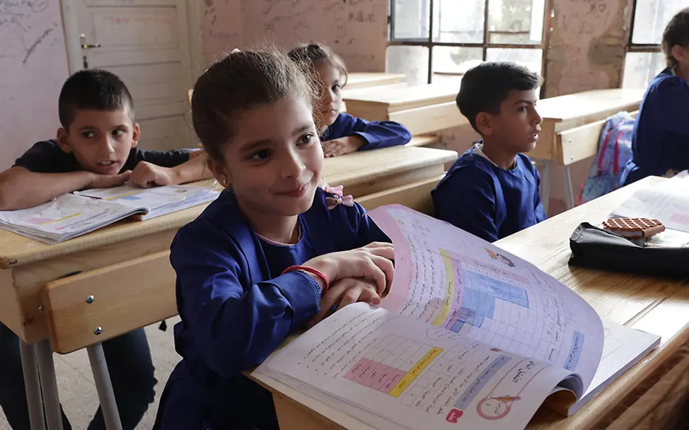 Syrien: Mädchen in einer Schulklasse.
