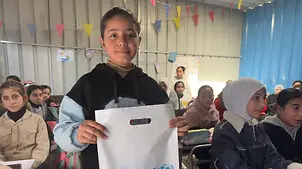 Gaza: UNICEF verteilt Schulmaterialien an Kinder