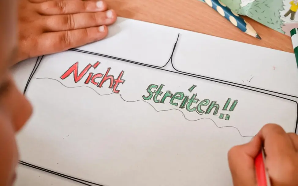 Gewalt in der Kindheit kann schwere Folgen verursachen. 