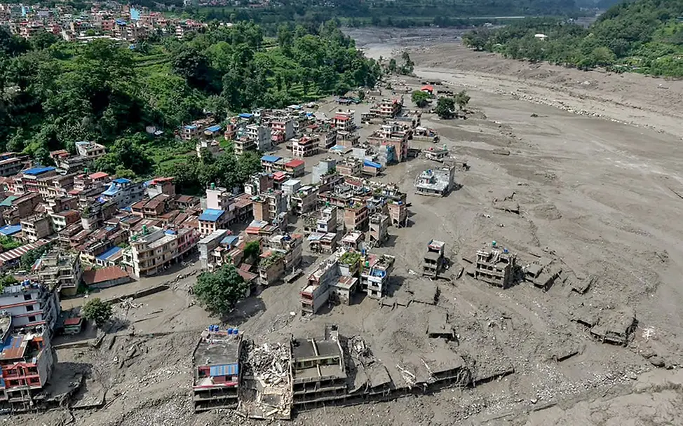 Viele Menschen sind bei der Flut ums Leben gekommen | UNICEF/RANABHAT/AFP UN0914637