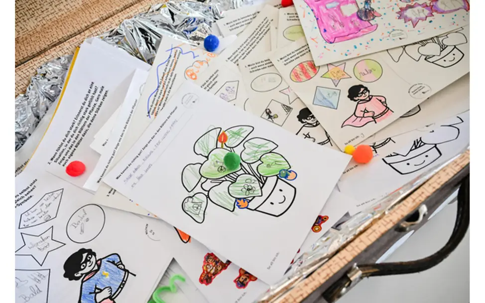 Malvorlagen bei dem UNICEF Workshop anlässlich des Weltkindertags. Malvorlagen bei dem UNICEF Workshop anlässlich des Weltkindertags.