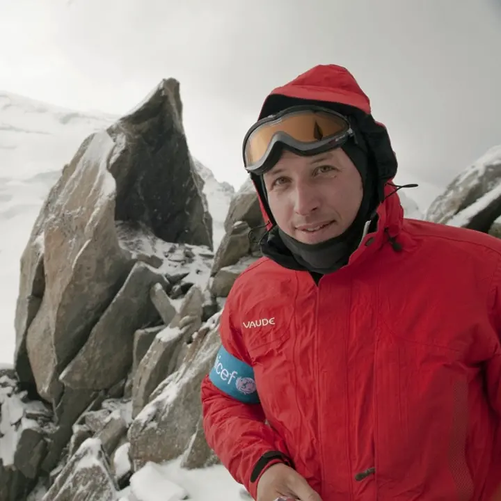 UNICEF-Pate Willi Weitzel bei seinem Mont-Blanc-Aufstieg 2011 © Thomas Strothjohann