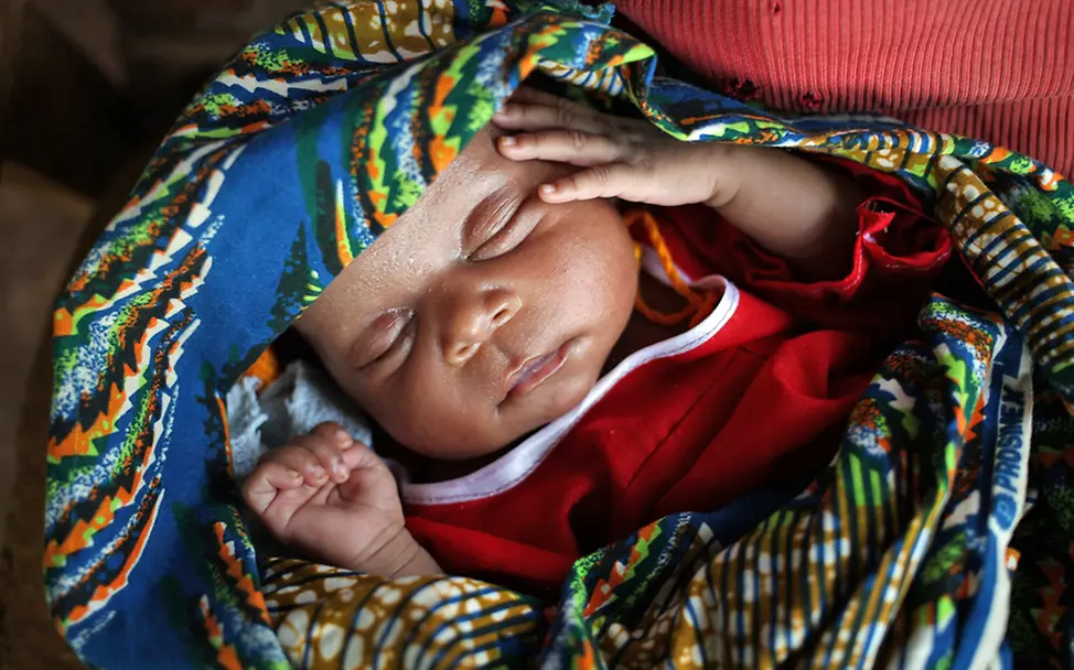 Die kleine Tochter von der 14-jährigen Marcelle | ©UNICEF/CAR Zentralafrikanische Republik: Marcelles Tochter