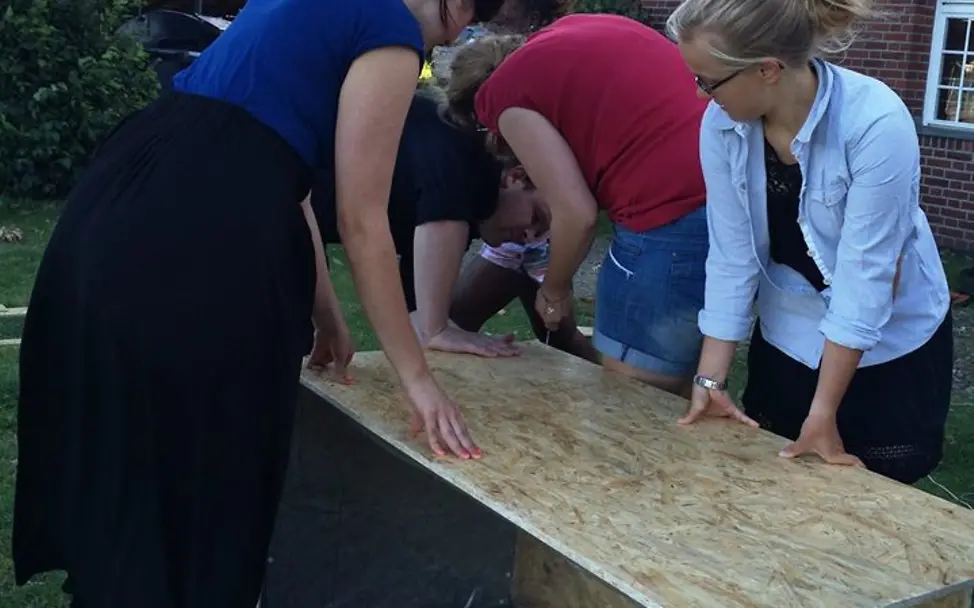 ... zusammenbauen ... © HSG-Archiv