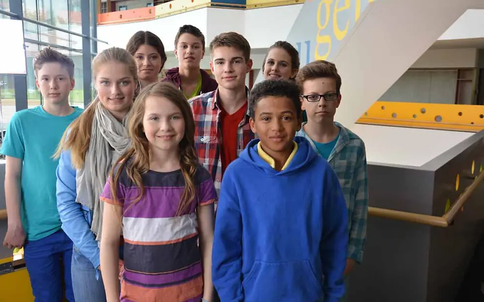 Schlussszene mit allen Darstellern | © UNICEF/Claudia Berger UNICEF-JuniorBotschafter