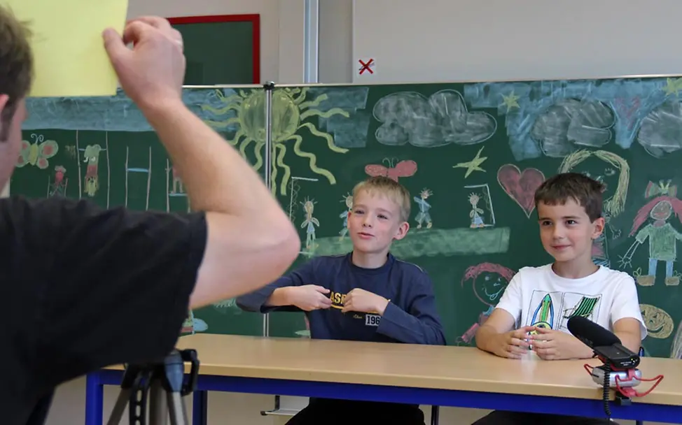 Begriffe, die erklärt werden müssen | © UNICEF DT/Kristina Müller Kinder-Rechte-Rätsel: Kinderrechte erklären