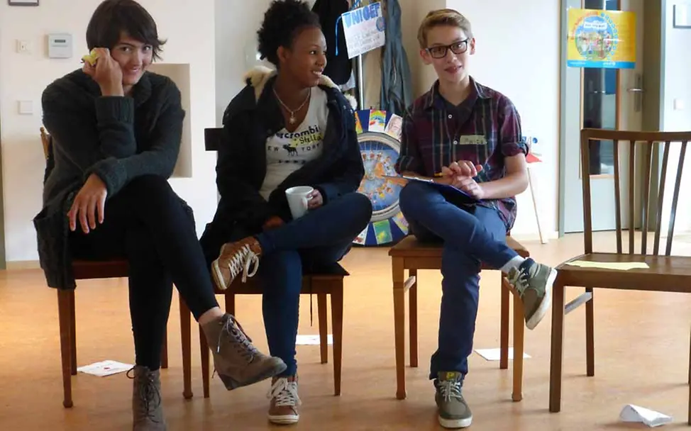 Die Vorfreude auf den Empfang bei Bundespräsident Gauck im Schloss Bellevue wächst | ©UNICEF/Kleeb Vorbereitung auf Treffen mit Bundespräsident Gauck