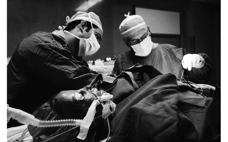 Iran: Den Kindern wieder Gesichter geben! | © Abdollah Heidari/Mehr News Agency