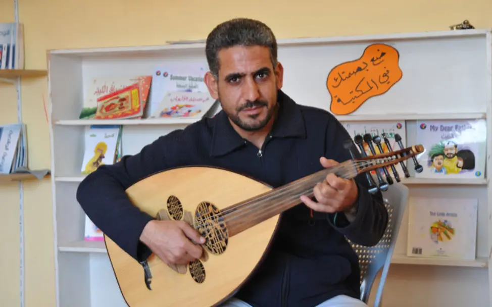 Musiker Firas | © UNICEF DT/Ninja Charbonneau Syrische Freiwillige: Musiker Firas