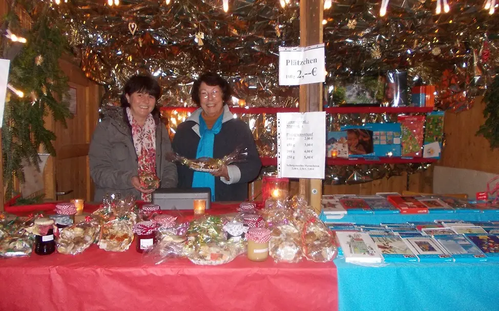 Weihnachtsmarkt am Holzberg/Mirskofen 2014 © UNICEF-AG Landshut Weihnachtsmarkt am Holzberg/Mirskofen 2014 © UNICEF-AG Landshut