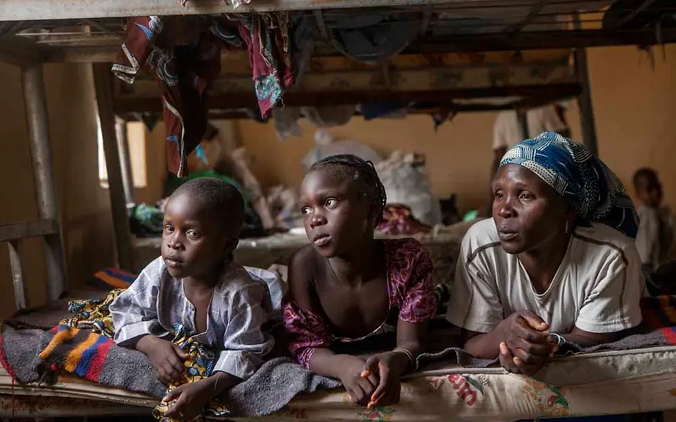 Rose: Flucht war zu viel für 2-jährigen Sohn | © UNICEF/Esiebo Nigeria