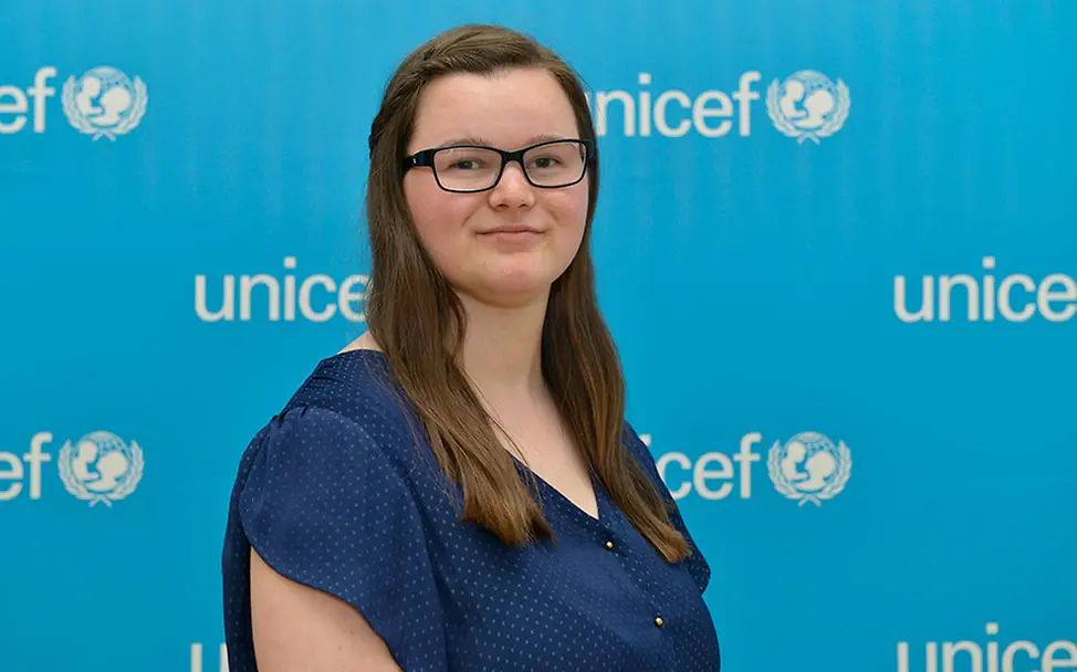 Jugendgipfel J7 2015: Jessica Karrer vom deutschen Team | © UNICEF/DT2015-21440/Hyou Vielz Jugendgipfel J7 2015: Jessica Karrer vom deutschen Team