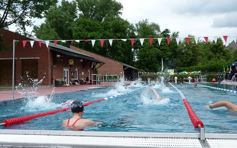 Benefizschwimmen 2 © UNICEF-AG Landshut/Erbe