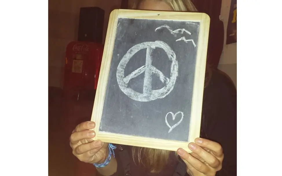 Auch wer lieber unerkannt bleiben möchte, kann seinen guten Wunsch teilen. | © UNICEF/HSG Tübingen Aktion Make a wish