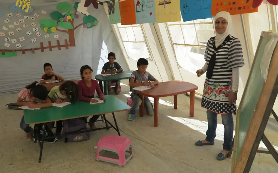 Schulklasse im UNICEF-Schulzelt | © Maria von Welser Schulklasse im UNICEF-Schulzelt