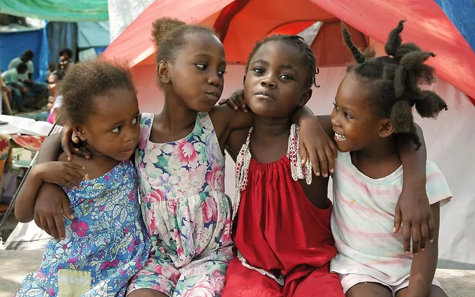 Haiti: Kinder brauchen weiter Hilfe | © UNICEF/UNI.DT2010-42321/Schneider Haiti Erdbeben: Wiederaufbauhilfe für Opfer