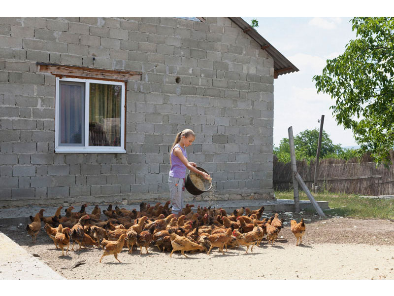 Republik Moldau: Kinder allein Zuhaus | © Andrea Diefenbach/Freie Fotografin Republik Moldau: Kinder allein Zuhaus