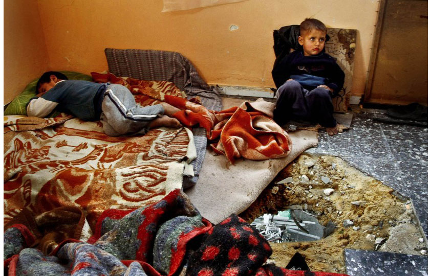 Playing despite war | © Eman Mohammed/Freelance Photographer Playing despite war