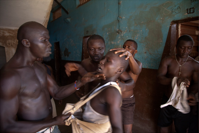 Sierra Leone: Gnadenlose Justiz | © Fernando Moleres/Freier Fotograf Sierra Leone: Gnadenlose Justiz