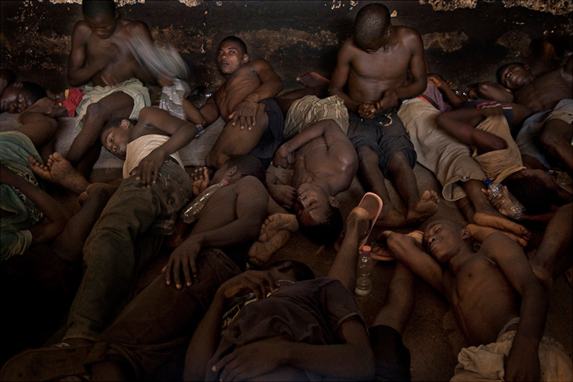 Sierra Leone: Merciless justice | © Fernando Moleres/freelance photographer Sierra Leone: Merciless justice